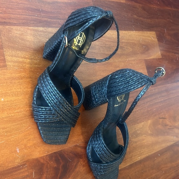 House of Harlow 1960 black sandal size 8 revolve - Picture 5 of 6